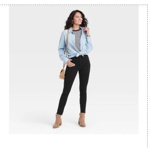 Universal Thread Black High‎ Rise Skinny